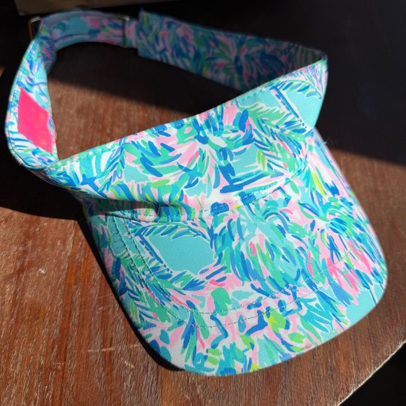 Lilly Pulitzer Accessories - Lilly Pulitzer It’s A Match Visor Pink & Aqua Floral
